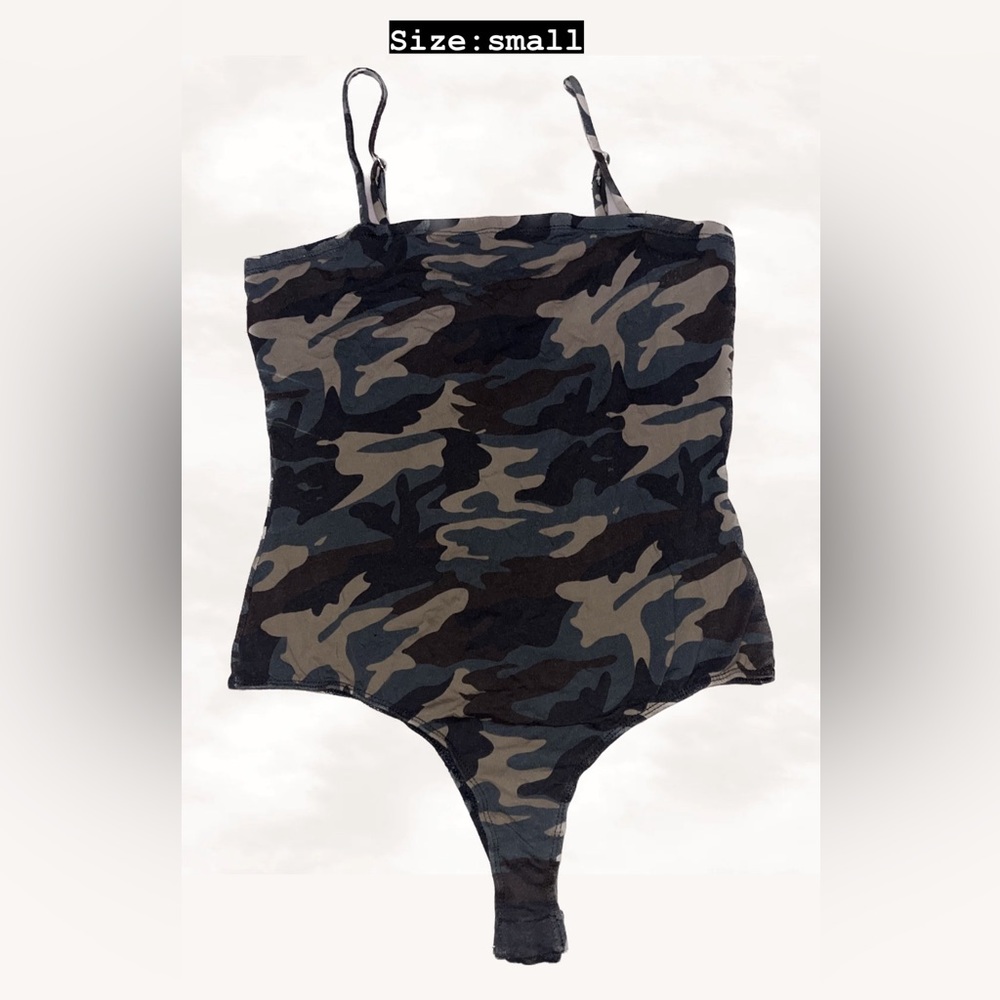 Brand: Papaya / Size: Small